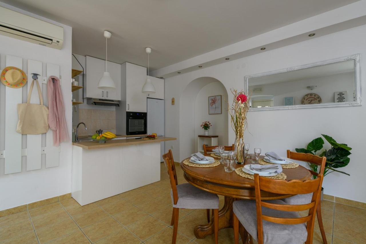 Apartman Aleksandra Pula Extérieur photo