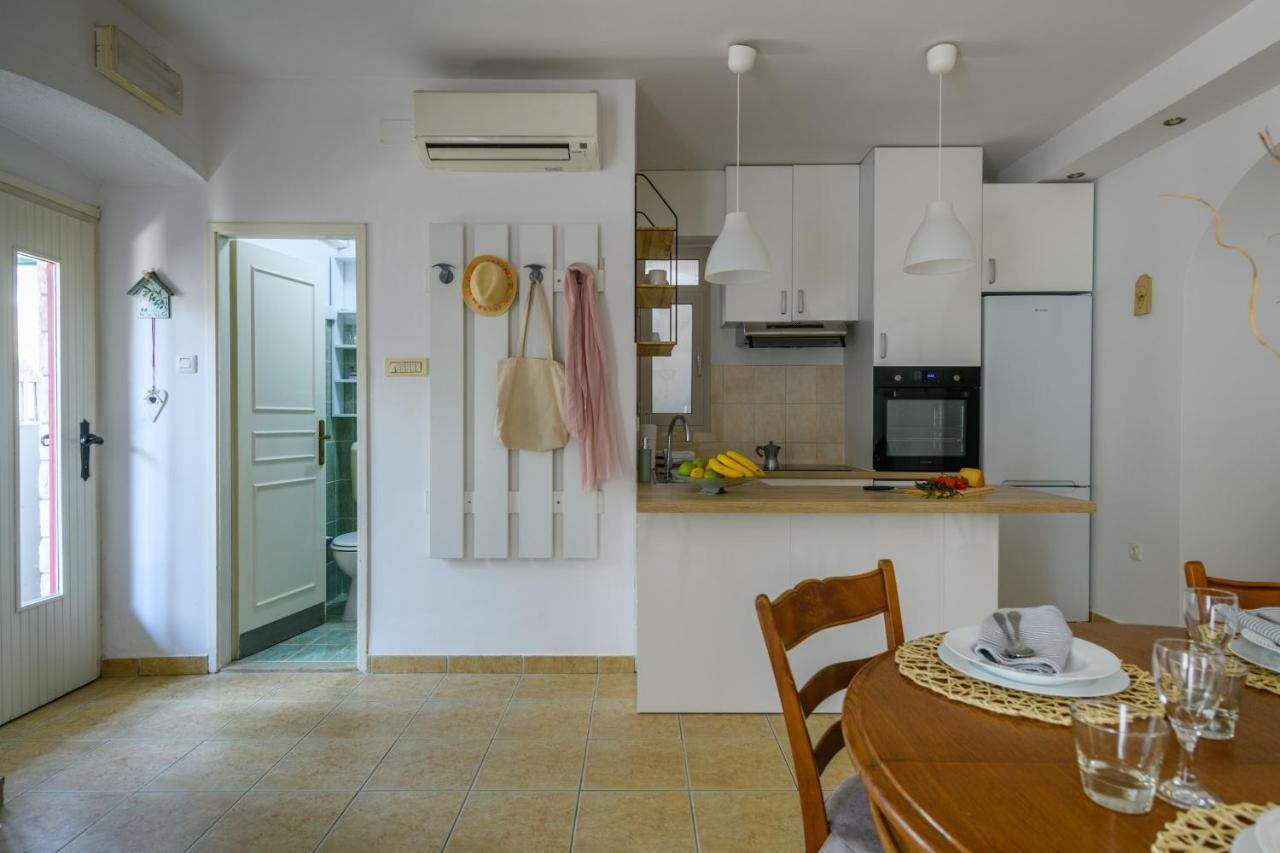 Apartman Aleksandra Pula Extérieur photo